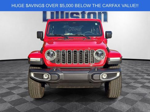 Used 2025 Jeep Wrangler Unlimited Sahara AWD/4WD image 2