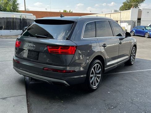 Used 2019 Audi Q7 3.0T Premium Plus w/ Premium Plus Package AWD/4WD image 7