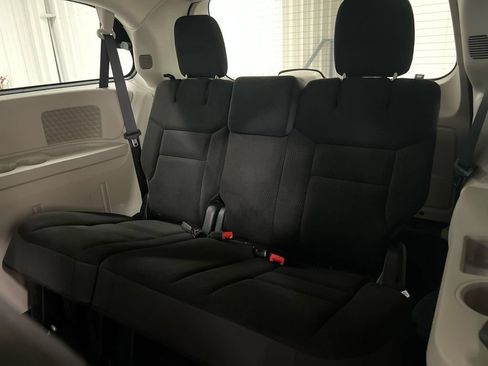 Used 2017 Dodge Grand Caravan SE w/ Power Window Group FWD image 23
