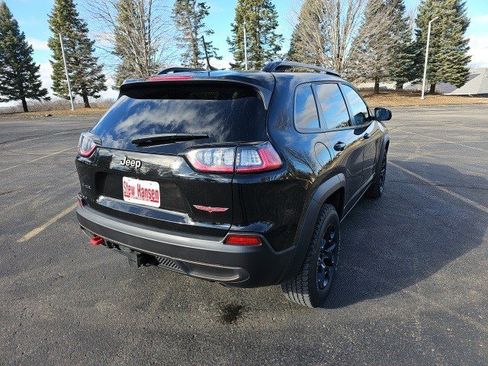 Used 2022 Jeep Cherokee Trailhawk w/ Comfort/Convenience Group image 6