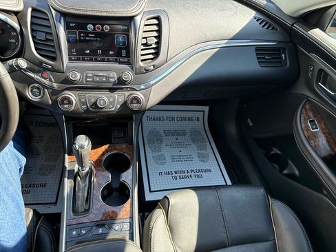 Used 2015 Chevrolet Impala LTZ image 11