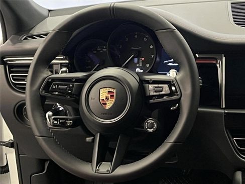 New 2026 Porsche Macan Turbo image 20