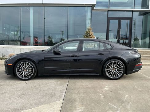 New 2026 Porsche Panamera 4 image 2