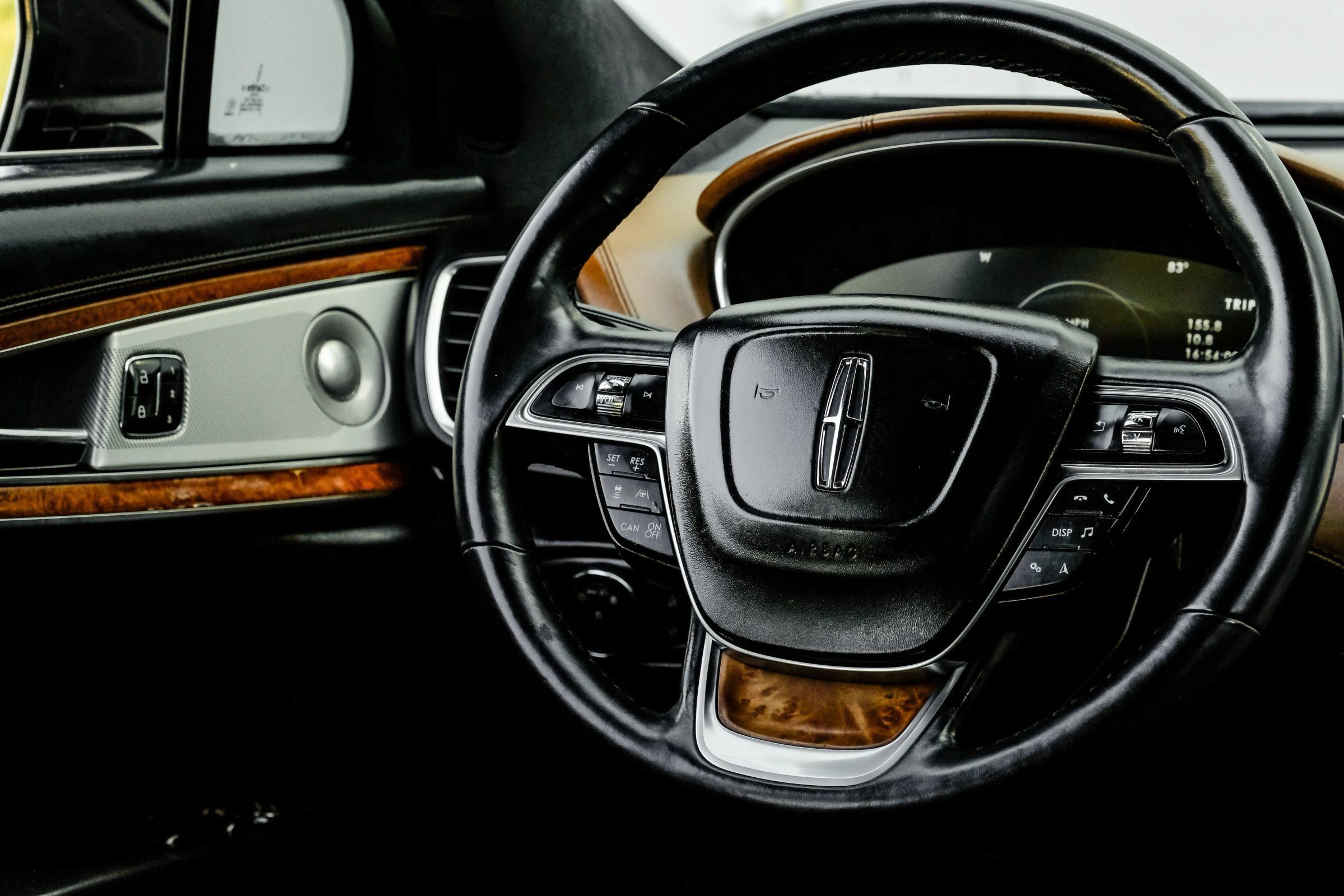 Used 2019 Lincoln Nautilus Black Label AWD/4WD image 24