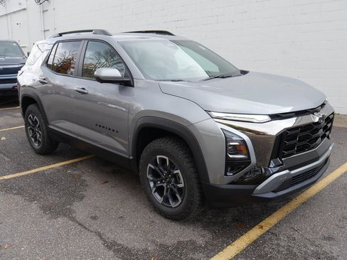 New 2026 Chevrolet Equinox ACTIV image 2