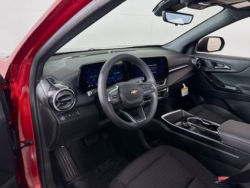 New 2026 Chevrolet Equinox LT w/ Safety and Technology Package image 11