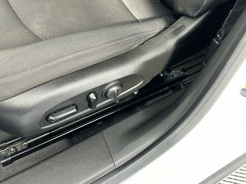 Used 2019 Chevrolet Malibu RS FWD image 18