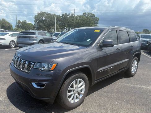 Used 2021 Jeep Grand Cherokee Laredo X RWD image 3