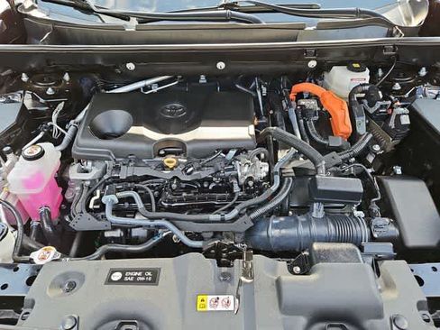 Used 2024 Toyota RAV4 LE AWD/4WD image 12