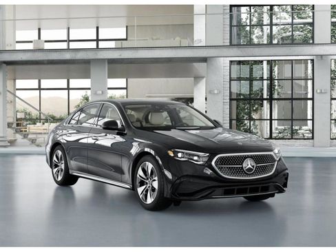 New 2026 Mercedes-Benz E 350 4MATIC Sedan image 11