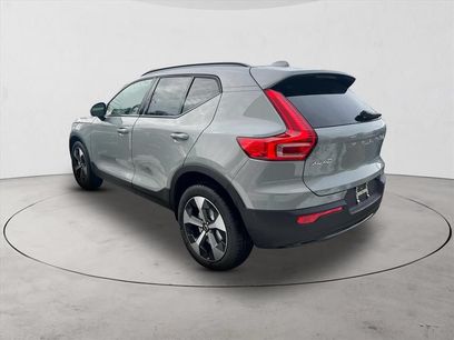 New 2026 Volvo XC40 B5 Plus w/ Protection Package Premier