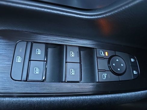 New 2026 Nissan Kicks SV w/ SV Premium Package image 28