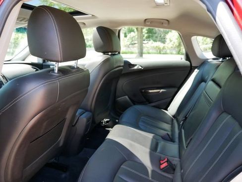 Used 2012 Buick Verano Leather FWD image 9