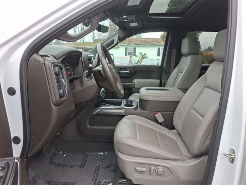 Used 2020 Chevrolet Silverado 1500 LTZ w/ LTZ Premium Package image 13