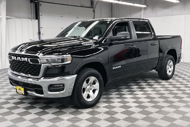 Used 2025 RAM 1500 Big Horn AWD/4WD image 12
