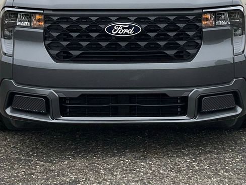 New 2025 Ford Maverick XLT w/ XLT Luxury Package image 18