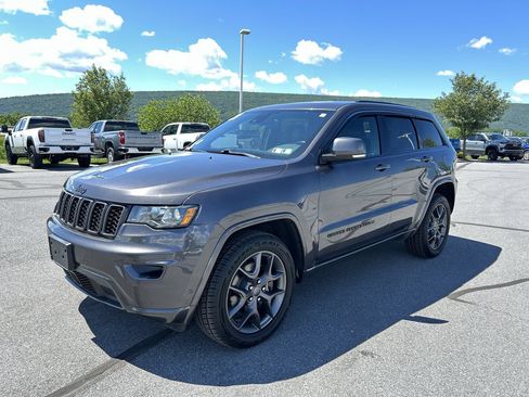 Used 2021 Jeep Grand Cherokee Limited w/ Quick Order Package 28K 80th AWD/4WD image 3