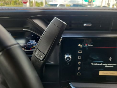 Used 2024 GMC Sierra 3500 AT4 w/ AT4 Premium Plus Package image 21