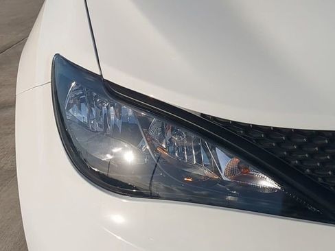 New 2026 Chrysler Voyager LX image 10