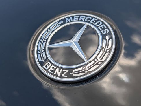 Used 2022 Mercedes-Benz GLC 300 4MATIC image 34