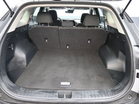 Used 2024 Kia Sportage LX image 11