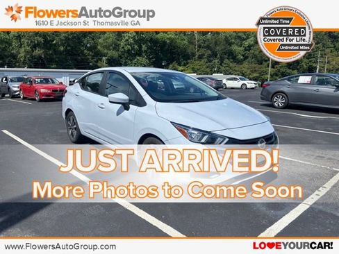 Used 2024 Nissan Versa SV w/ Trunk Package FWD image 1