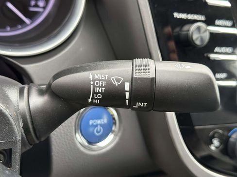 Used 2019 Toyota Camry LE image 16