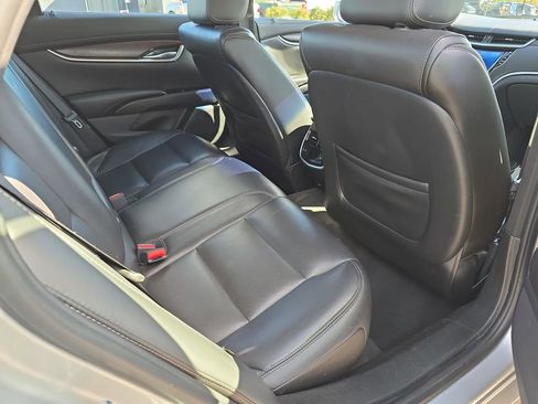 Used 2019 Cadillac XTS Luxury image 14