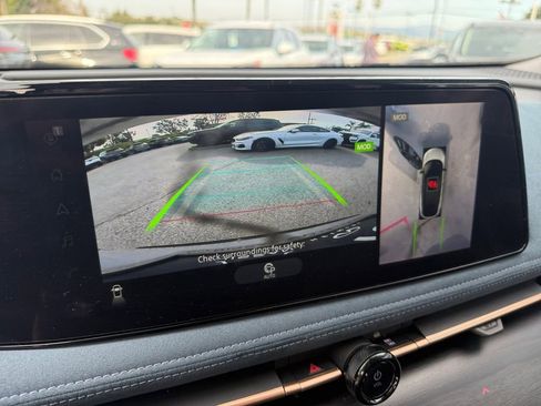 Used 2023 Nissan Ariya PLATINUM+ e-4ORCE image 21