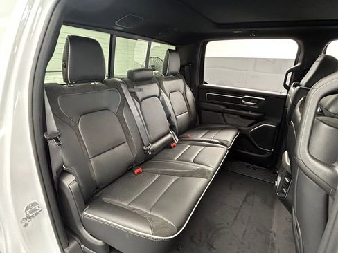 New 2026 RAM 1500 Laramie AWD/4WD image 43