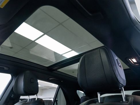 Used 2020 Mercedes-Benz GLE 450 GLE 450 image 16