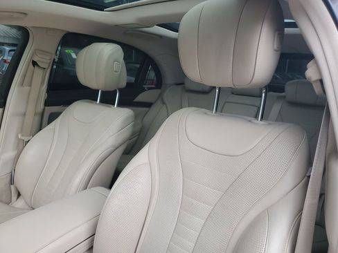 Used 2019 Mercedes-Benz S 560 Sedan image 16
