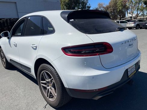 Used 2017 Porsche Macan AWD/4WD image 10
