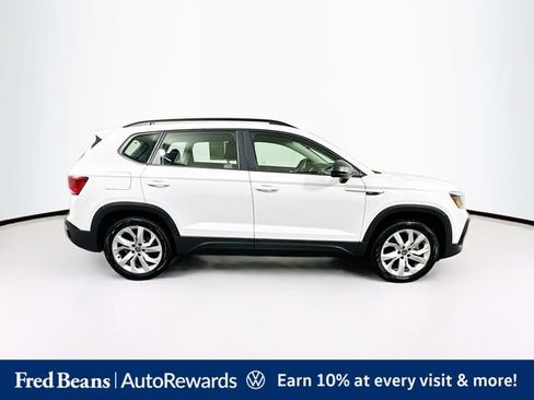 Used 2023 Volkswagen Taos S w/ Driver Assistance Package AWD/4WD image 8