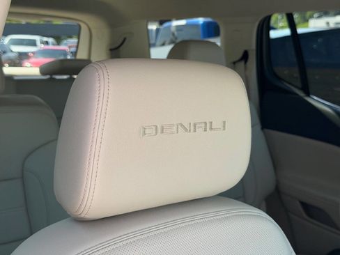 Used 2023 GMC Acadia Denali AWD/4WD image 20