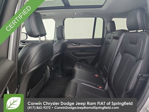 Certified 2023 Jeep Grand Cherokee Limited w/ Luxury Tech Group II AWD/4WD image 30