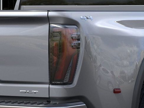 New 2026 GMC Sierra 3500 SLT image 11