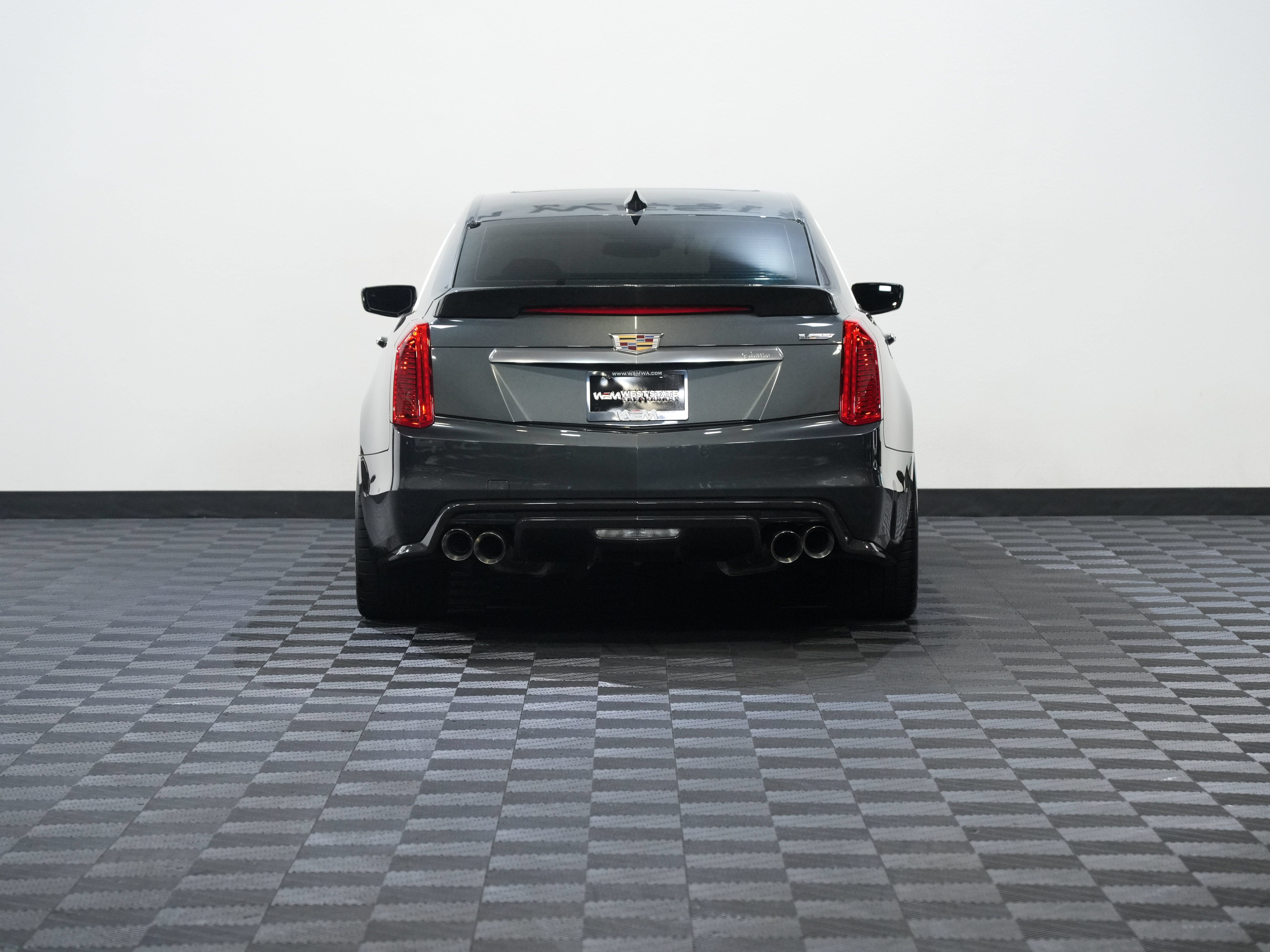 Used 2016 Cadillac CTS V w/ Luxury Package RWD image 7