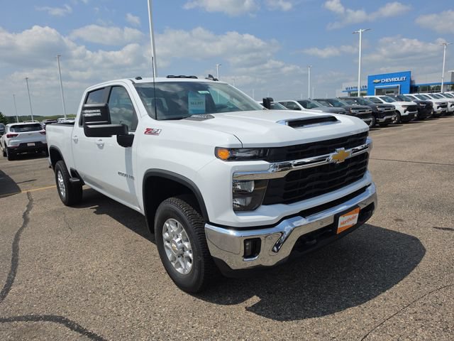 New 2026 Chevrolet Silverado 2500 LT w/ Safety Package AWD/4WD image 2