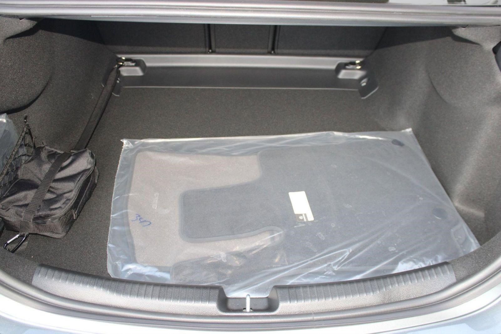 Used 2026 Mercedes-Benz C 300 Sedan image 28