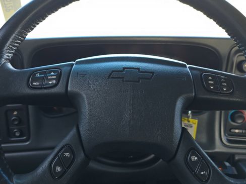 Used 2004 Chevrolet Silverado 3500 LT w/ Heavy-Duty Power Package image 17