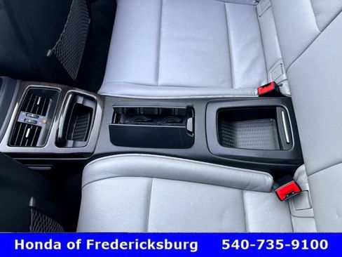 Used 2012 BMW 335i Convertible RWD image 25
