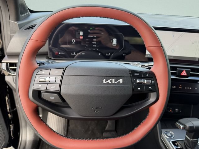 New 2026 Kia Sportage SX FWD image 37