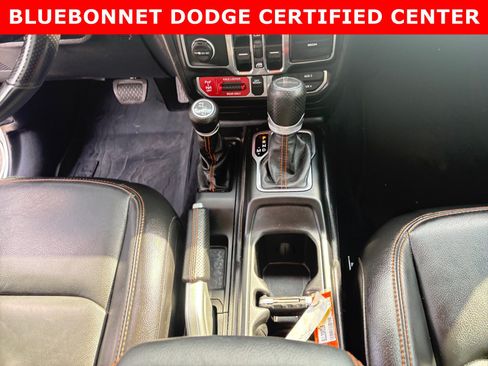 Used 2020 Jeep Gladiator Mojave AWD/4WD image 18
