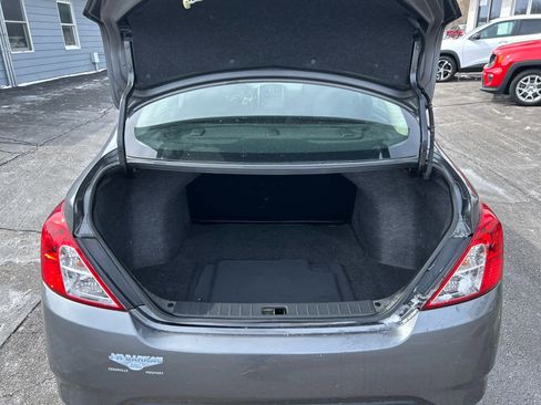 Used 2019 Nissan Versa S Plus image 22