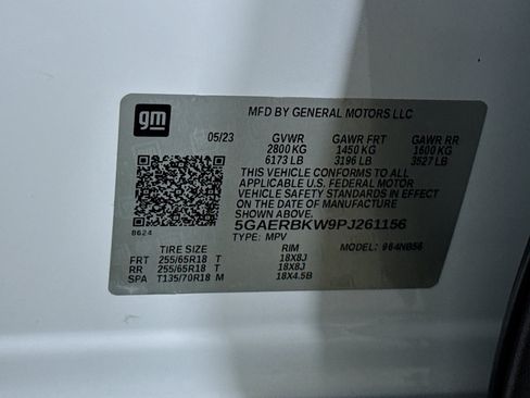 Used 2023 Buick Enclave Essence w/ Sound and Sites Package FWD image 40