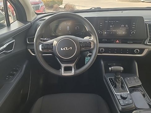 Certified 2025 Kia Sportage LX image 14