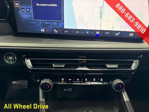 New 2026 Chevrolet Traverse LT image 4