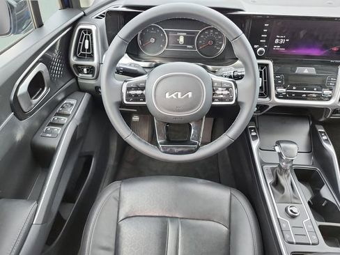 Used 2023 Kia Sorento S w/ Panoramic Sunroof Package FWD image 15