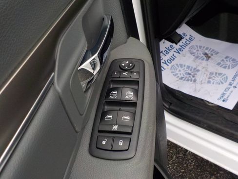 Used 2018 RAM 1500 Big Horn image 16